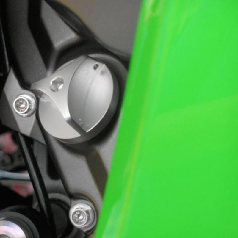 Алюминиевая крышка горловины залива масла Pro-Bolt Kawasaki M30 x (1.50mm)