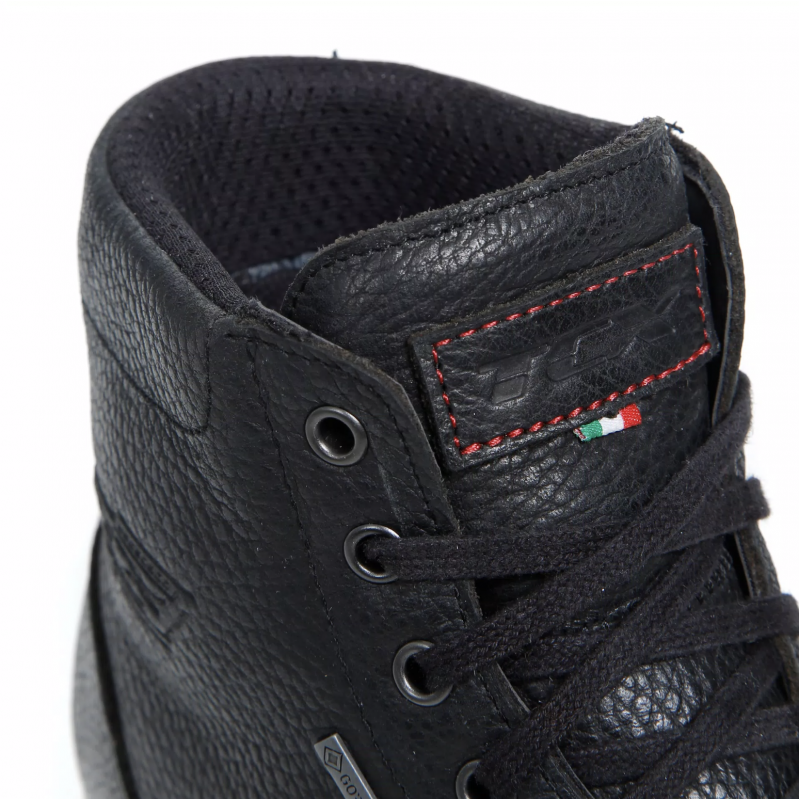 Мотоботы TCX Mood GTX Black