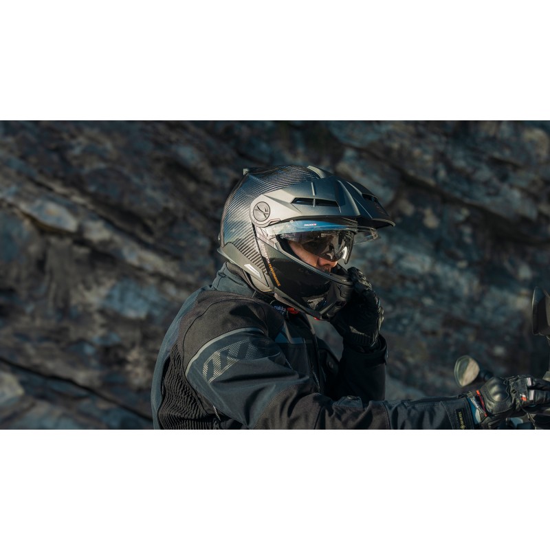 Мотошолом Schuberth E2 Carbon