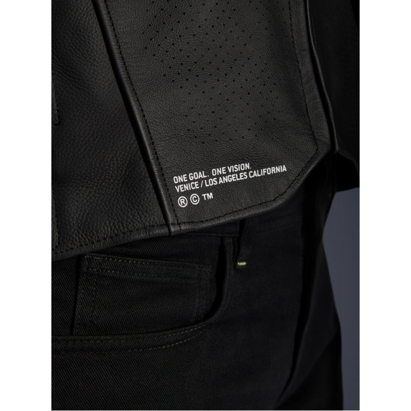 Мотокуртка Alpinestars Atem V5 Black/White