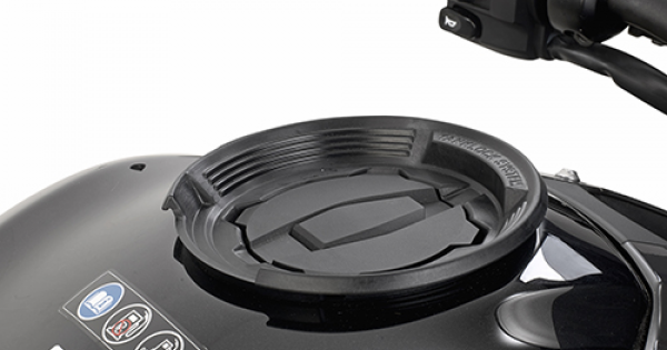 Крепление сумки на бак Givi Tanklock Kawasaki купить от 880 грн. в