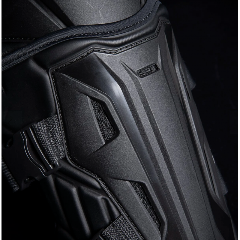 Мотонаколенники Icon Field Armor 3 Black