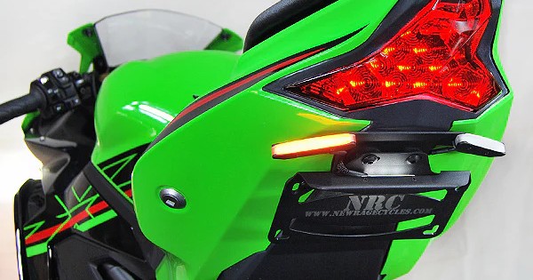 Kawasaki-ZX-4RR-fender-007-